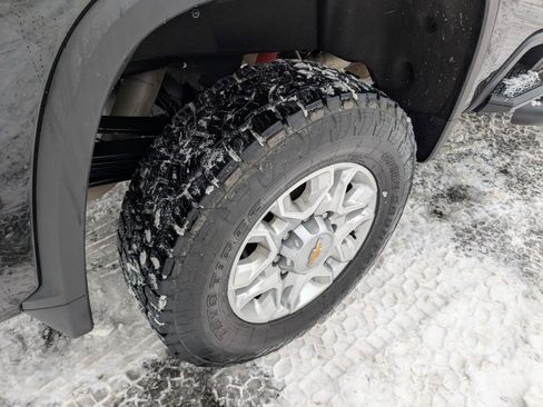 Certified 2024 Chevrolet Silverado 3500 LTZ w/ LTZ Plus Package image 35