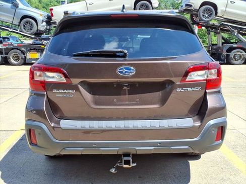 Used 2019 Subaru Outback 2.5i Touring w/ Popular Package #3A AWD/4WD image 6