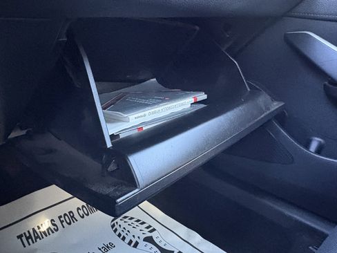 Used 2020 Toyota Corolla SE w/ Carpet Mat Package (TMS) image 23