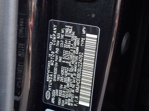 Certified 2025 Genesis GV80 2.5T Prestige AWD/4WD image 29