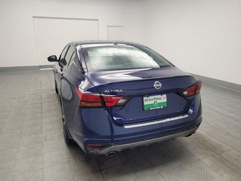 Used 2021 Nissan Altima 2.5 SR FWD image 6