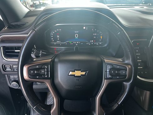 Used 2023 Chevrolet Suburban High Country w/ Advanced Technology Package image 16