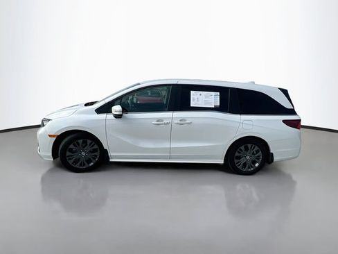 Used 2025 Honda Odyssey Touring image 5