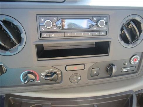 New 2024 Ford E-450 and Econoline 450 Super Duty w/ Power Windows & Locks Group image 17