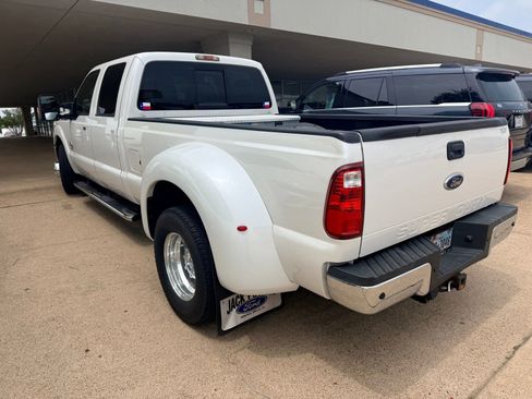 Used 2011 Ford F350 Lariat w/ Lariat Interior Pkg RWD image 3
