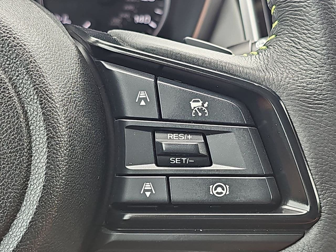 Used 2025 Subaru Outback Onyx Edition AWD/4WD image 23