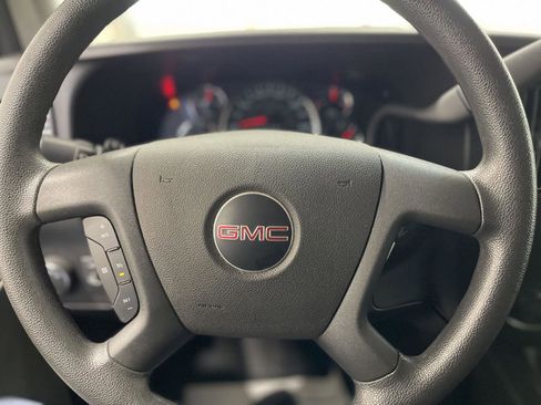 Used 2023 GMC Savana 2500 RWD 2500 135 w/ Driver Convenience Package image 17
