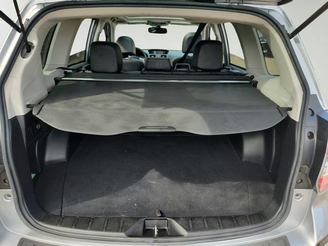 Used 2015 Subaru Forester 2.5i Limited AWD/4WD image 25