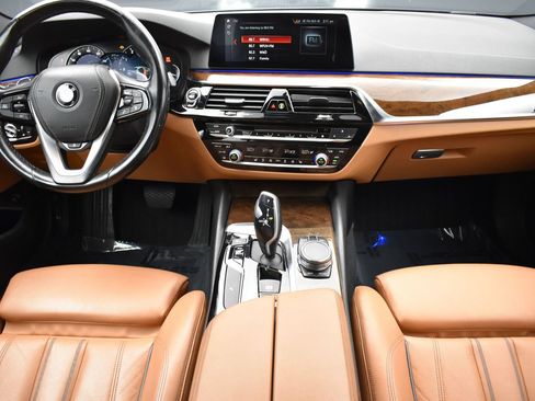 Used 2019 BMW 540i xDrive w/ Convenience Package AWD/4WD image 14