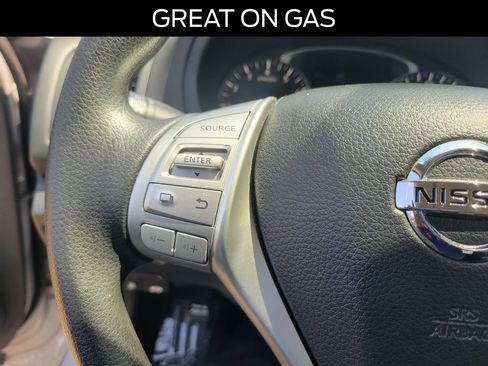 Used 2017 Nissan Altima 2.5 S w/ Power Driver Seat Package FWD image 19
