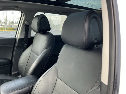 Used 2016 Kia Sorento EX w/ EX Touring Package image 20