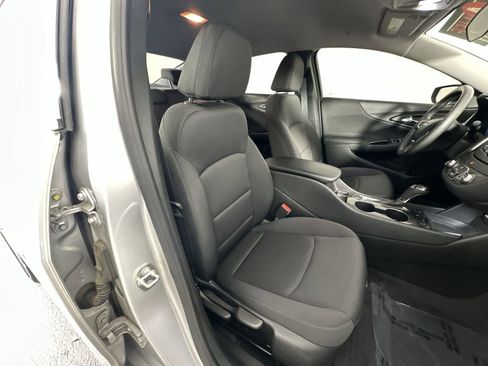 Used 2017 Chevrolet Malibu LS image 27