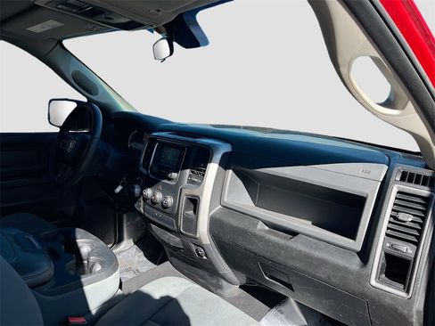 Used 2018 RAM 1500 Express w/ Express Value Package image 27