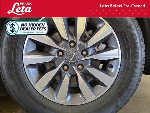 Used 2022 Chrysler Pacifica Touring-L FWD image 13