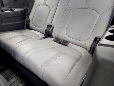 Certified 2025 Honda Pilot EX-L image 28