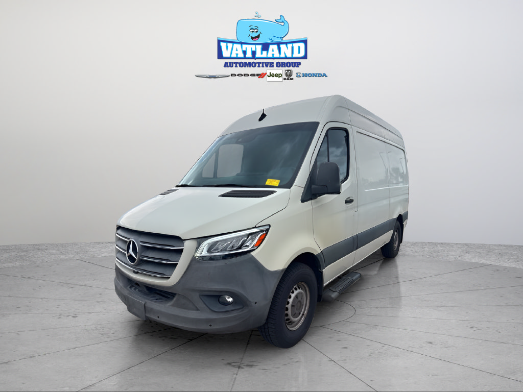Used 2020 Mercedes-Benz Sprinter 2500 image 1