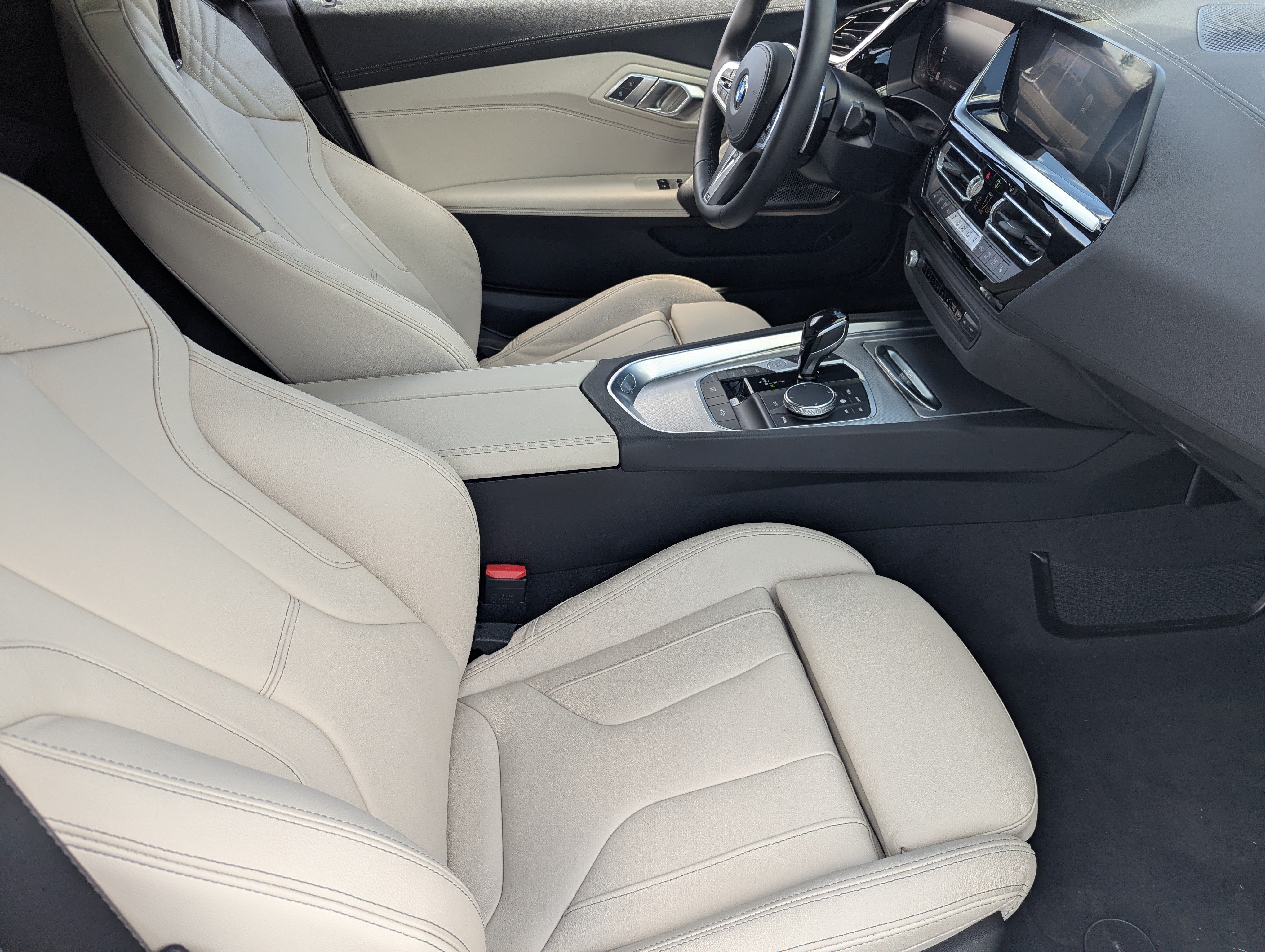 Used 2026 BMW Z4 sDrive30i w/ Premium Package RWD image 11