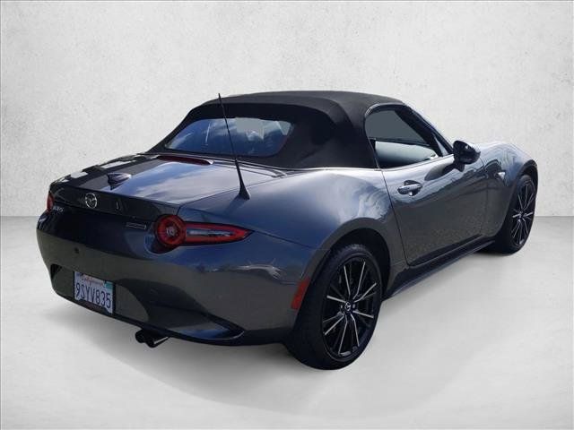 Used 2025 MAZDA MX-5 Miata Grand Touring RWD image 5