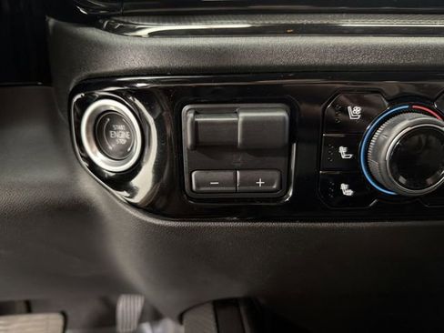 Certified 2024 Chevrolet Silverado 2500 ZR2 w/ ZR2 Bison Edition image 32