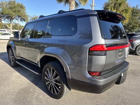 Certified 2024 Lexus GX 550 image 5