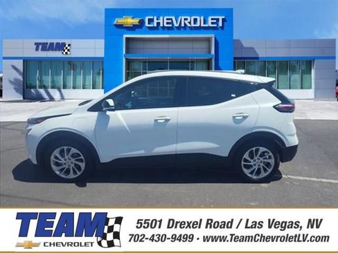 Certified 2023 Chevrolet Bolt EUV LT FWD image 1