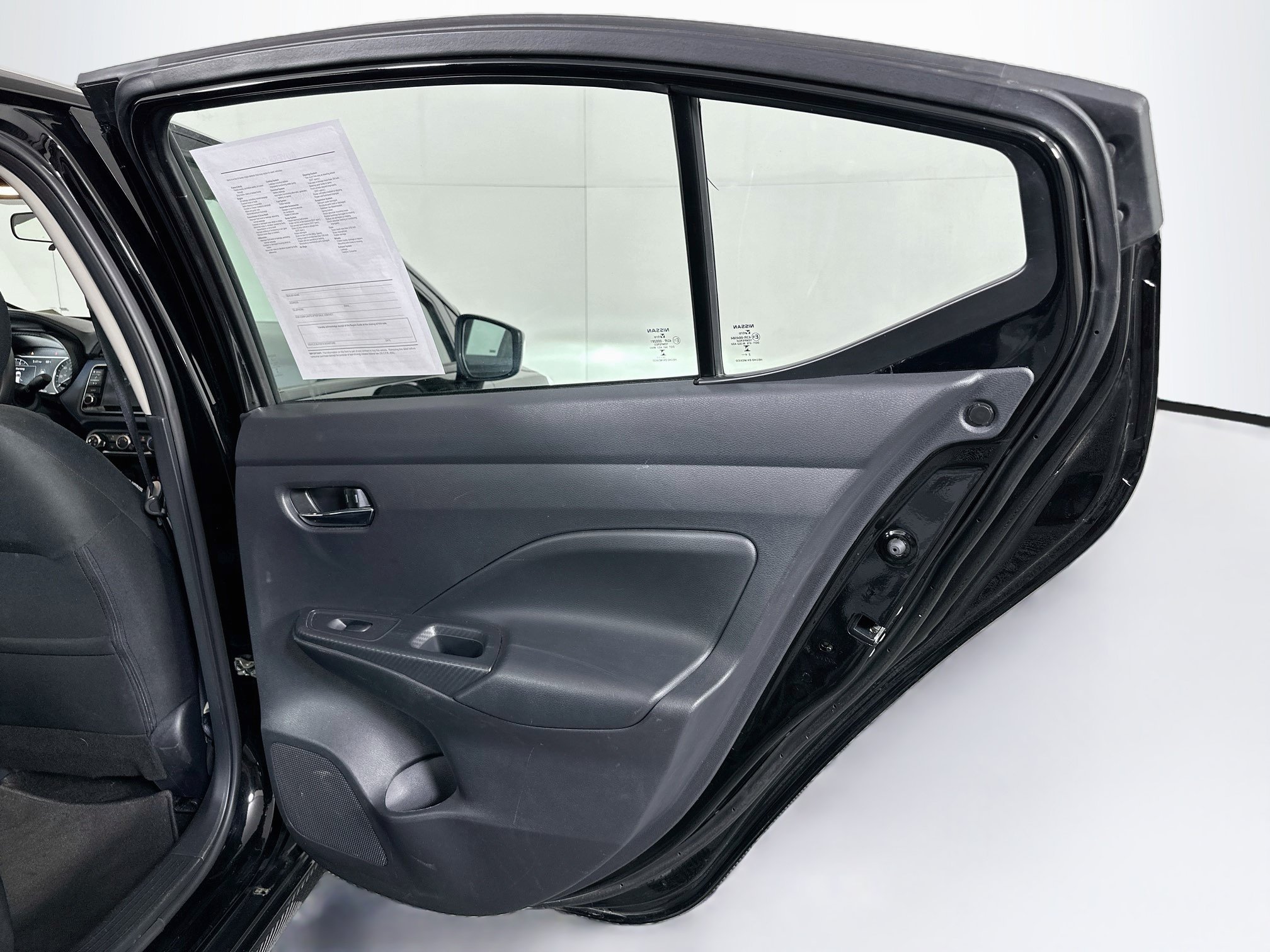 Used 2025 Nissan Versa SV FWD image 29