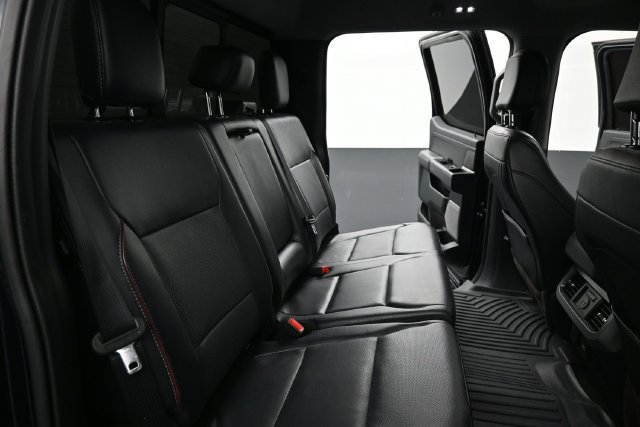 Used 2023 Ford F250 Lariat w/ Sport Appearance Package AWD/4WD image 26