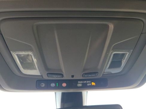 Used 2019 Chevrolet Silverado 1500 LT image 44