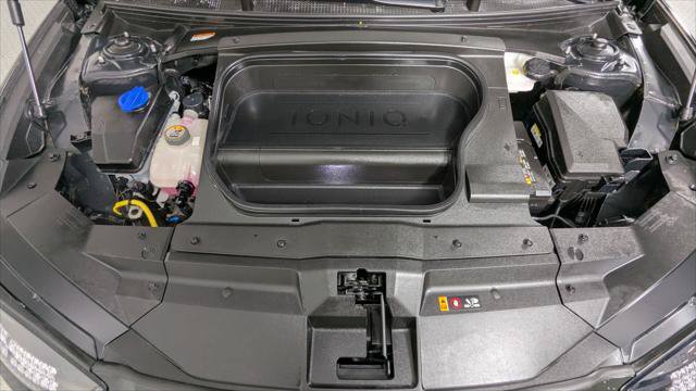 Used 2023 Hyundai Ioniq 6 SEL RWD image 32
