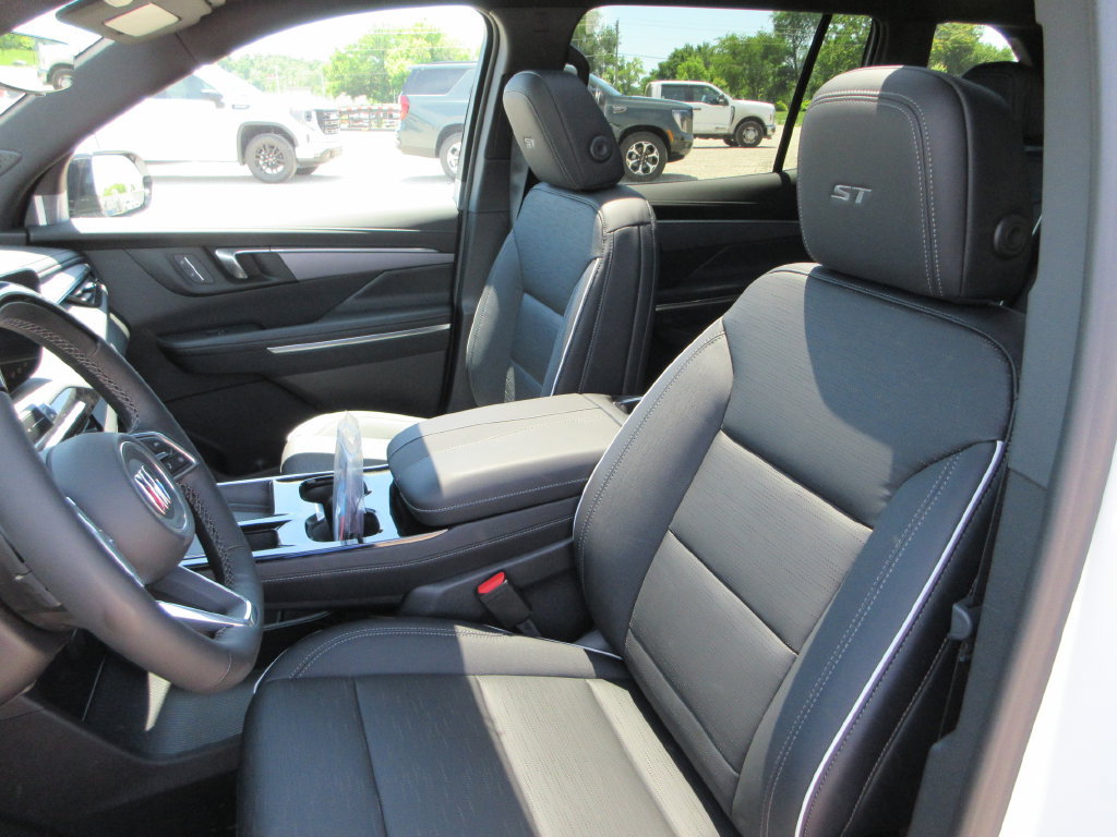 New 2026 Buick Enclave Sport Touring w/ Super Cruise Package AWD/4WD image 13