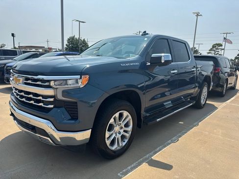 Used 2024 Chevrolet Silverado 1500 LTZ w/ Technology Package AWD/4WD image 1