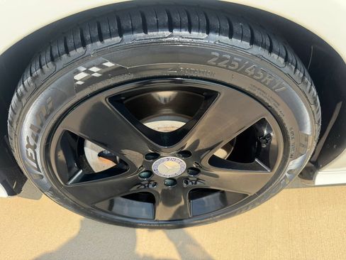 Used 2016 Mercedes-Benz CLA 250 image 20