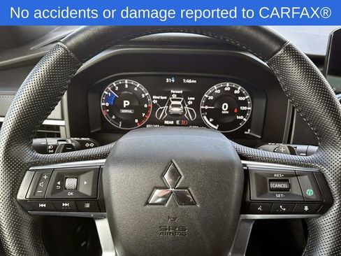 Used 2023 Mitsubishi Outlander SE Black Edition image 21