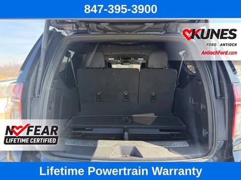 Used 2023 Chevrolet Suburban Premier AWD/4WD image 5