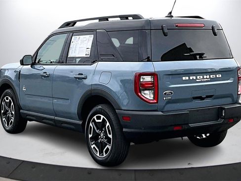 Used 2024 Ford Bronco Sport Outer Banks image 7
