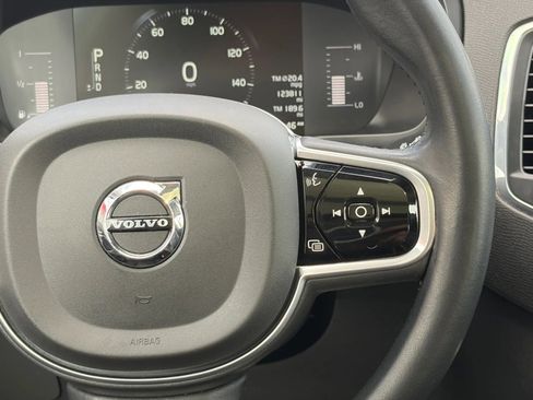 Used 2019 Volvo XC90 T5 Momentum image 33
