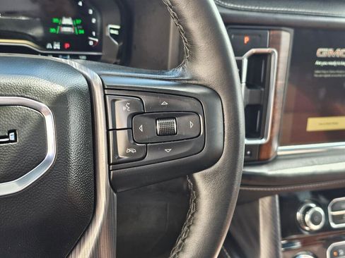 Used 2023 GMC Yukon Denali Ultimate AWD/4WD image 36