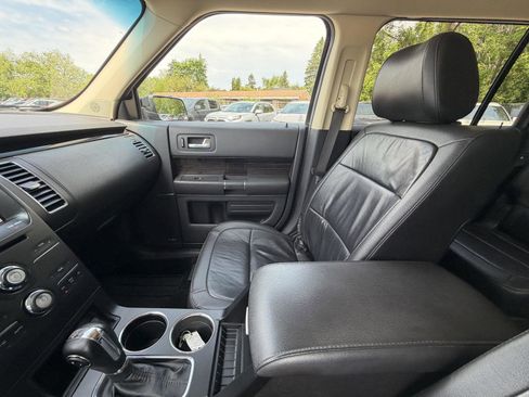 Used 2019 Ford Flex SEL w/ Equipment Group 202A AWD/4WD image 21