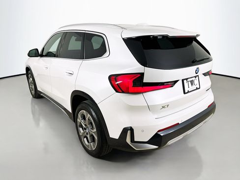 Used 2025 BMW X1 xDrive28i AWD/4WD image 7