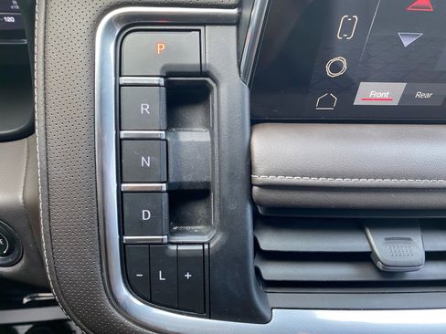 Used 2022 GMC Yukon SLT w/ SLT Luxury Package image 22