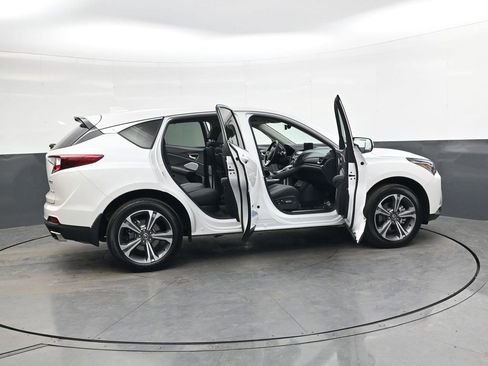 Used 2025 Acura RDX w/Technology Package image 35