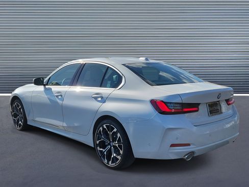 New 2026 BMW 330i Sedan w/ Convenience Package image 4
