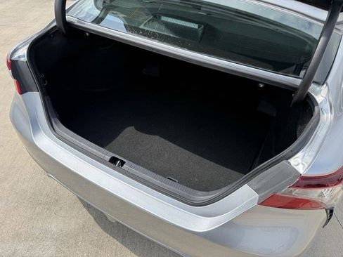 Used 2024 Toyota Camry SE w/ Convenience Package image 29