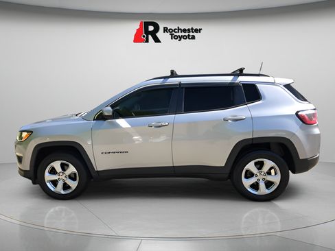 Used 2018 Jeep Compass Latitude w/ Popular Equipment Group AWD/4WD image 4
