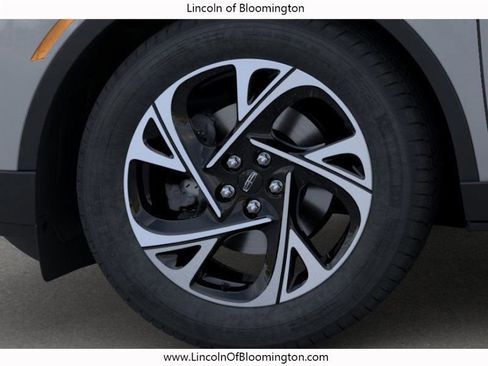 New 2026 Lincoln Nautilus Premier w/ Equipment Group 102A image 22