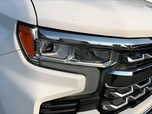 Used 2022 Chevrolet Silverado 1500 LTZ AWD/4WD image 28