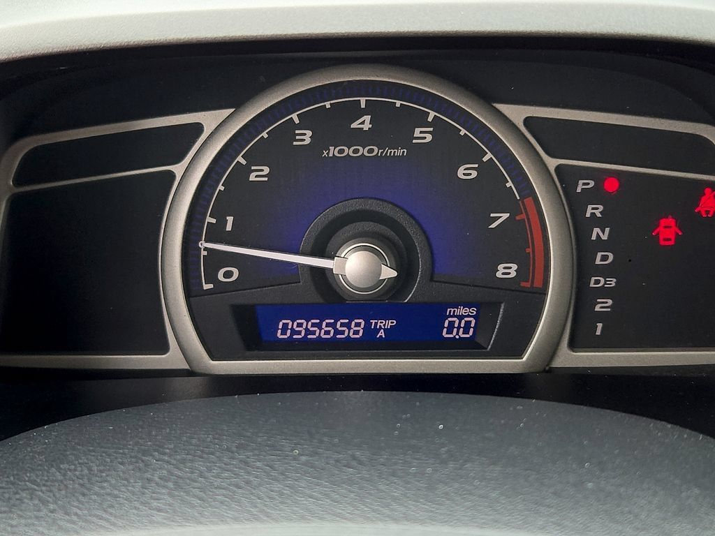 Used 2010 Honda Civic LX image 25