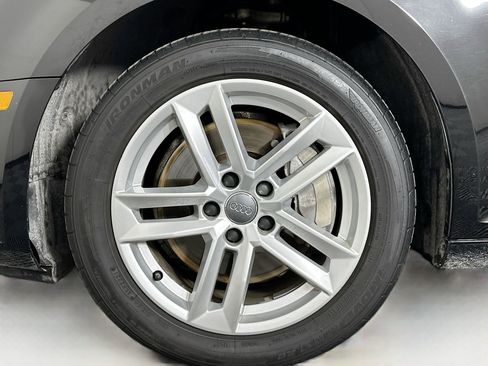Used 2017 Audi A4 2.0T Premium image 11