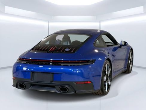 Used 2026 Porsche 911 Carrera RWD image 6