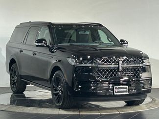 New 2026 Lincoln Navigator L Reserve AWD/4WD video 2
